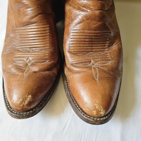 Tony lama cowboys boot. - Picture 10 of 12